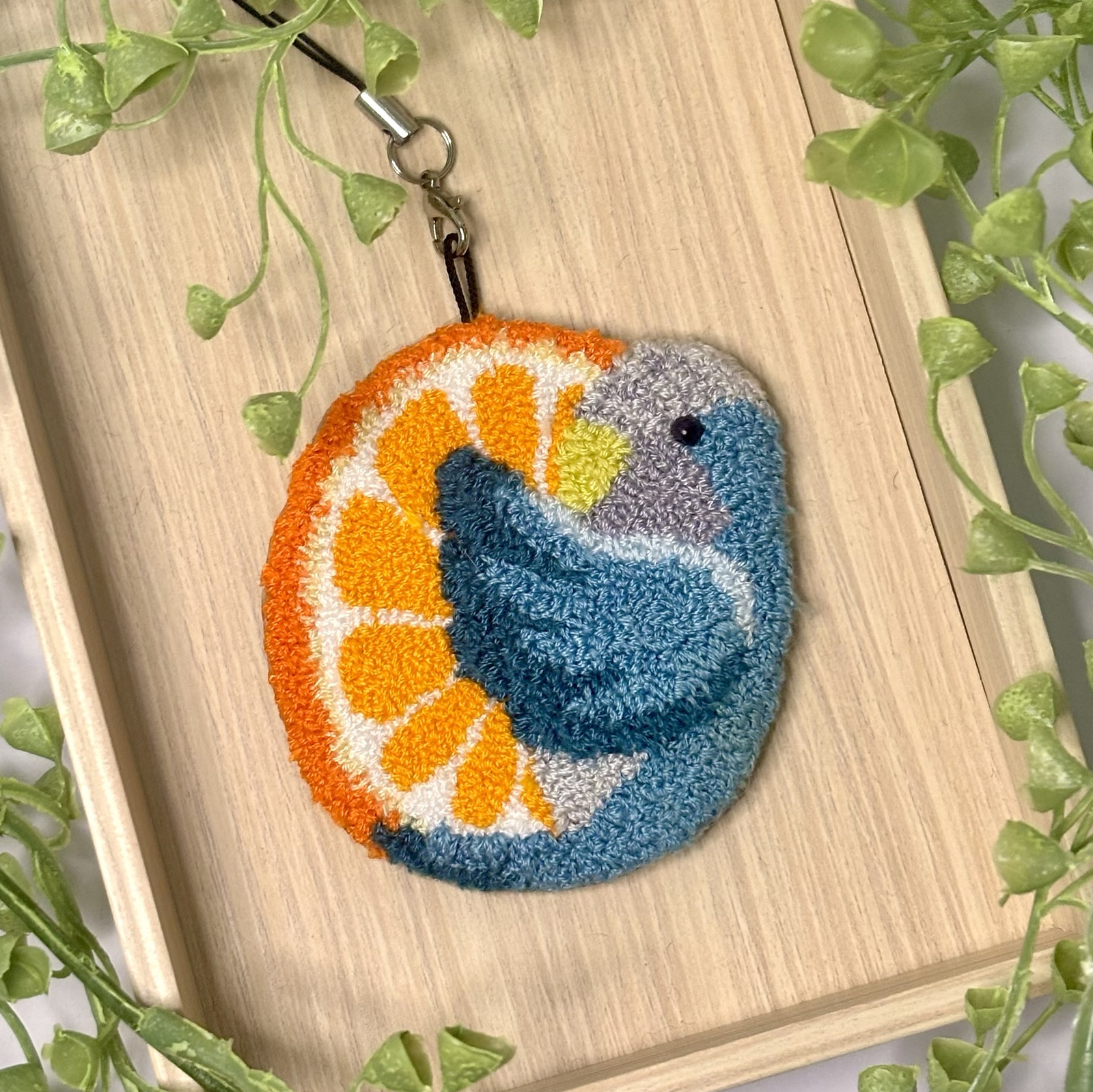 [専用　ゆみぽち様]チャーム ハンドメイド 刺繍 オーダーメイド 刺繍 ハンドメイド [専用　ゆみぽち様]チャーム オーダーメイド