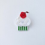 緑色チェリーカップケーキブローチ