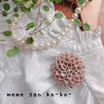 つまみ細工　くるくるブローチ　ピンク系　卒業式　卒園式に*･゜ﾟ･*:.｡..｡.:*･' .｡.:*･゜ﾟ･*