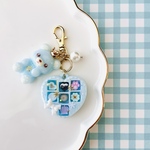 MINI♡ANIMAL CHOCOLATE BOX♡スノーベア　　　シャカシャカ　キーホルダー　レジン　アニマル　スイーツ　チョコ　プレゼント　ミニチュア　フェイクスイーツ　ベア　スノー　ブルー　くま