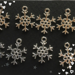 ＊再販＊ 雪の結晶チャーム