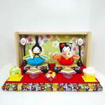 ちりめん細工　《 コンパクトお雛様　箱ごとお飾り＊箱に収納 》　ひな祭り　お祝い