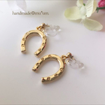 new❣️高品質✴︎ホースシューcharm♡樹脂ノンホールピアス