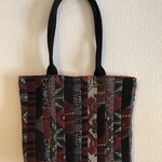 ★お値下げ中★朱色×黒紬のストリングキルトトート／肩掛けOK・シンプルで個性的な和バッグ