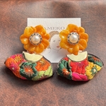 上品インド刺繍とオレンジマーブルフラワー✳ピアス､イヤリング✳ 刺繍 インド刺繍 アンティーク レトロ 個性的 花 カラフル 北欧 古着 韓国 レトロ レトロポップ チロリアン チロル オレンジ