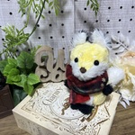 ちみっ子キツネのぬいぐるみ（冬ver）　クリーム色