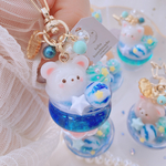 星空のパフェキーホルダー　フェイクフード　ハンドメイドレジン　キーホルダー　パフェ　星空　ブルー