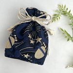 【再販&リニューアル！】宇宙がキラめく✴︎刺繍チュールの巾着ポーチ（ネイビー）