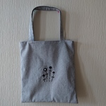 紺色花刺繍のトートバッグ