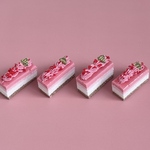 ミニチュア　長方形ラズベリームース