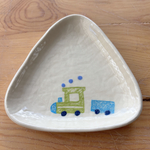 三角皿（汽車）