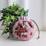 レトロ 苺 ピンク 小さな巾着ポーチ 丸い巾着ポーチお薬入れ 飴入れ 小物入れ