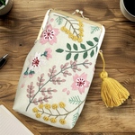 さくらとミモザ刺繍のふわふわメガネポーチ