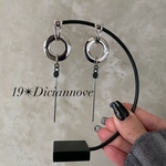 19.シルバー　フープ　モダン　クール　ピアス