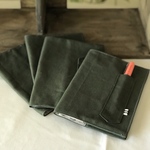(在庫限り) MUJI 手帳カバー オリーブ　ペンホルダー付き、A5サイズ