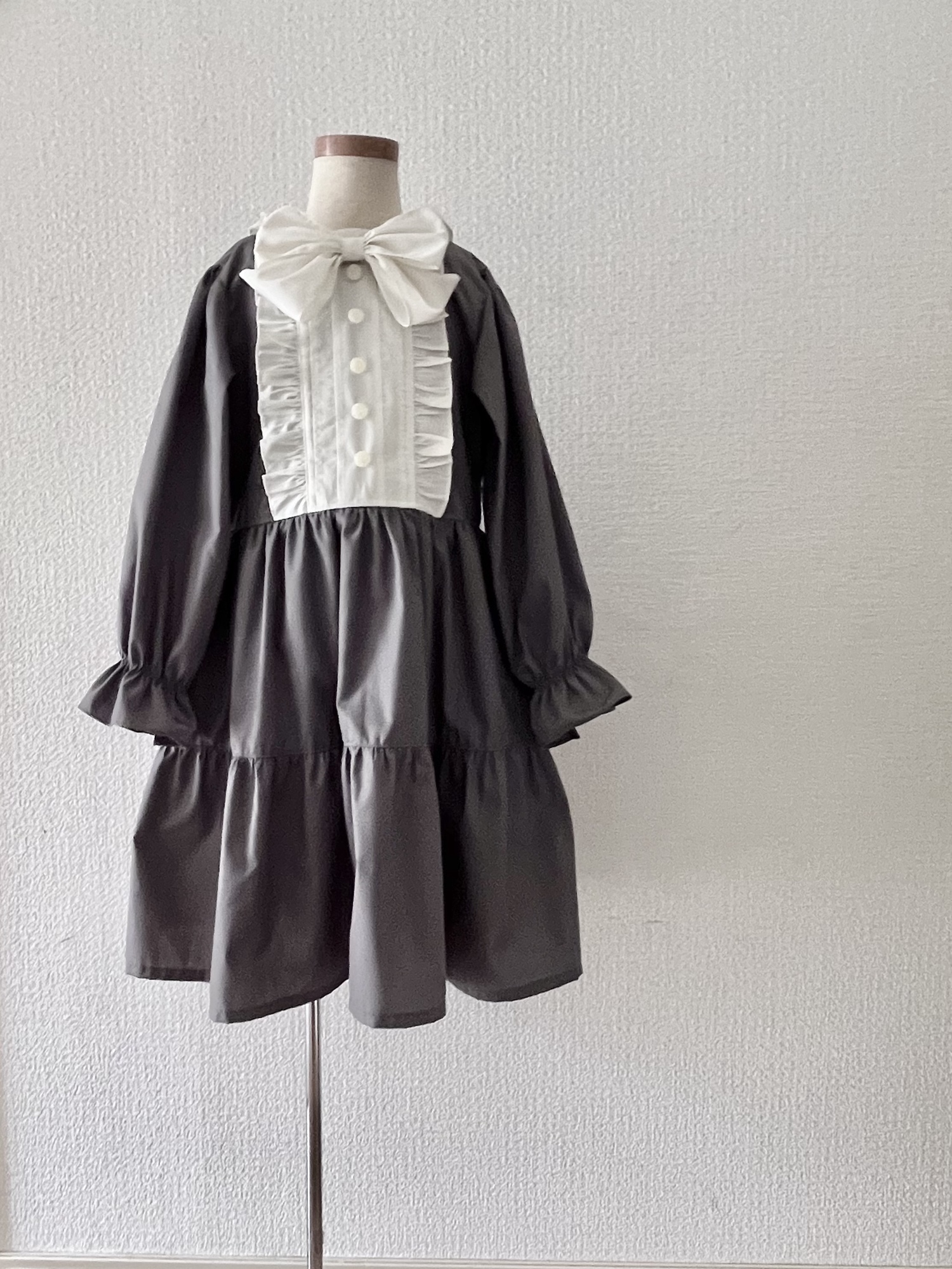 ✽+コンビカラーワンピース+✽ 入学式 卒園式 発表会 結婚式 お誕生日 お出かけ  お呼ばれ パーティ メモリアルフォト アニバーサリーフォト 入園入学 七五三