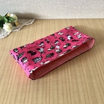 ネコのふわふわスマホポーチ・スマホのおうち
