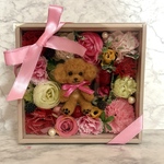 プードルちゃんとフラワーBOX