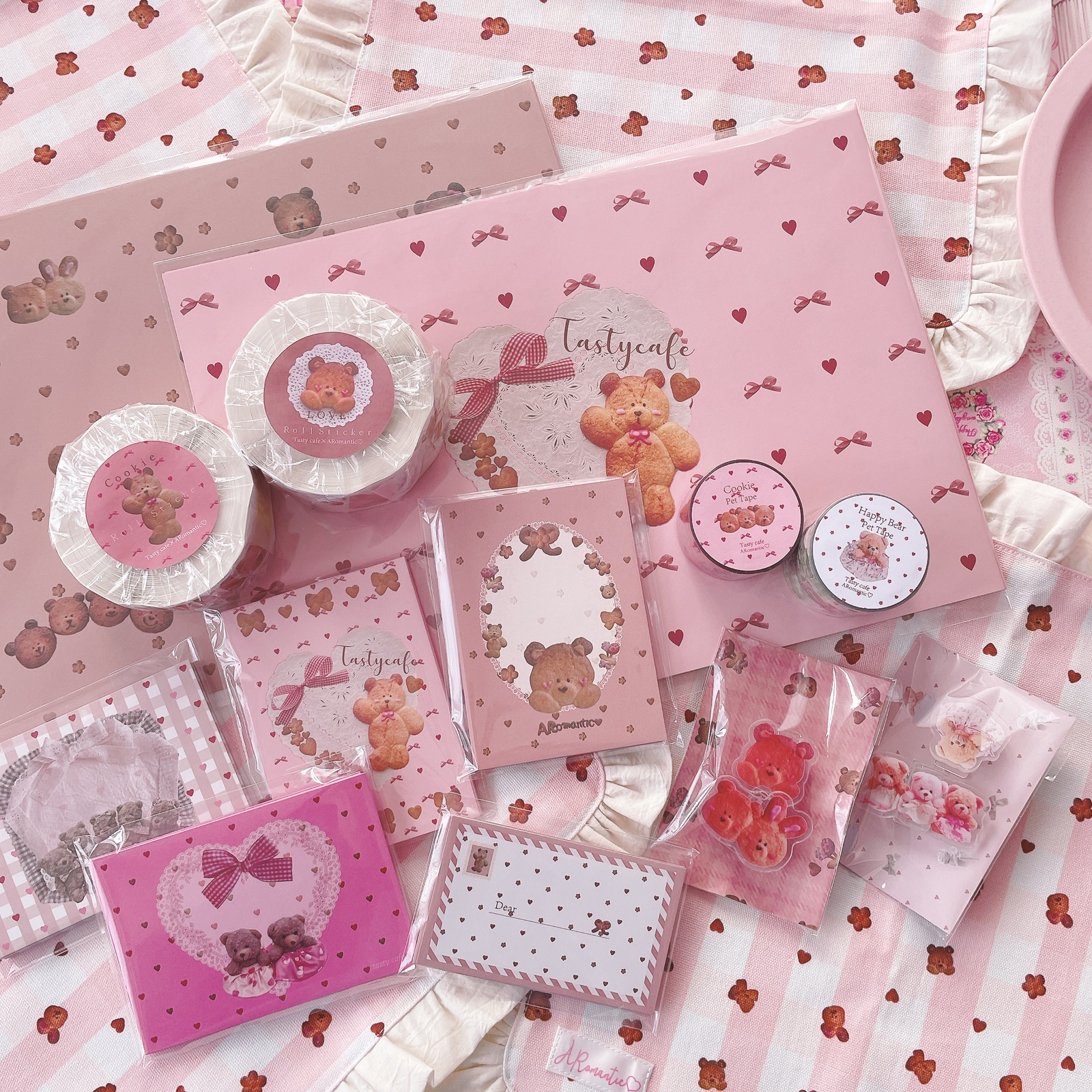ARomantic デザインペーパー くま&ハート柄 新品 - メルカリ