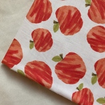 【シーチング53×50】デジタルプリント apple・ホワイト