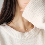 ホワイトトパーズネックレス　一粒　つけっぱなしOK!小粒ゴールド/シルバー　３ｍｍ　11月誕生石　サージカルステンレス　金属アレルギー対応  