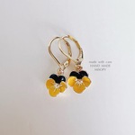 ちいさなビオラのピアス　yellow×navy