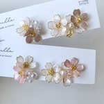 桜アシンメトリーピアス（イヤーカフ）