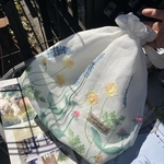 English gardenの大きめ刺繍巾着