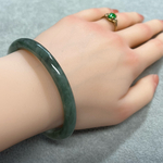本翡翠バングル(内周18.7㎝)