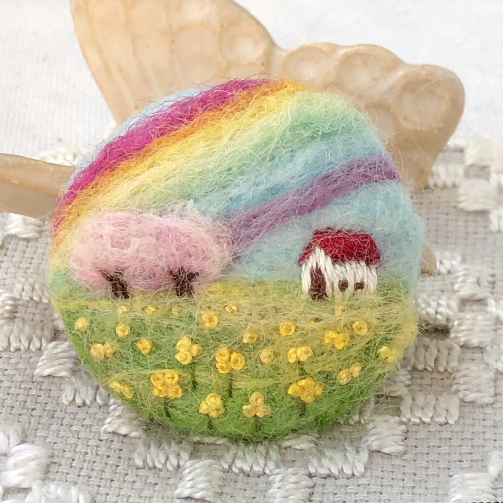 羊毛フェルト　『雪降る夜の街』　ハンドメイド　羊毛絵画　ウール刺繍 羊毛フェルト 『雪降る夜の街』 ハンドメイド 羊毛絵画 ウール刺繍
