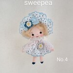 ブローチ バッグチャーム ドール 9cm No.4　ブルー水玉ボンネット