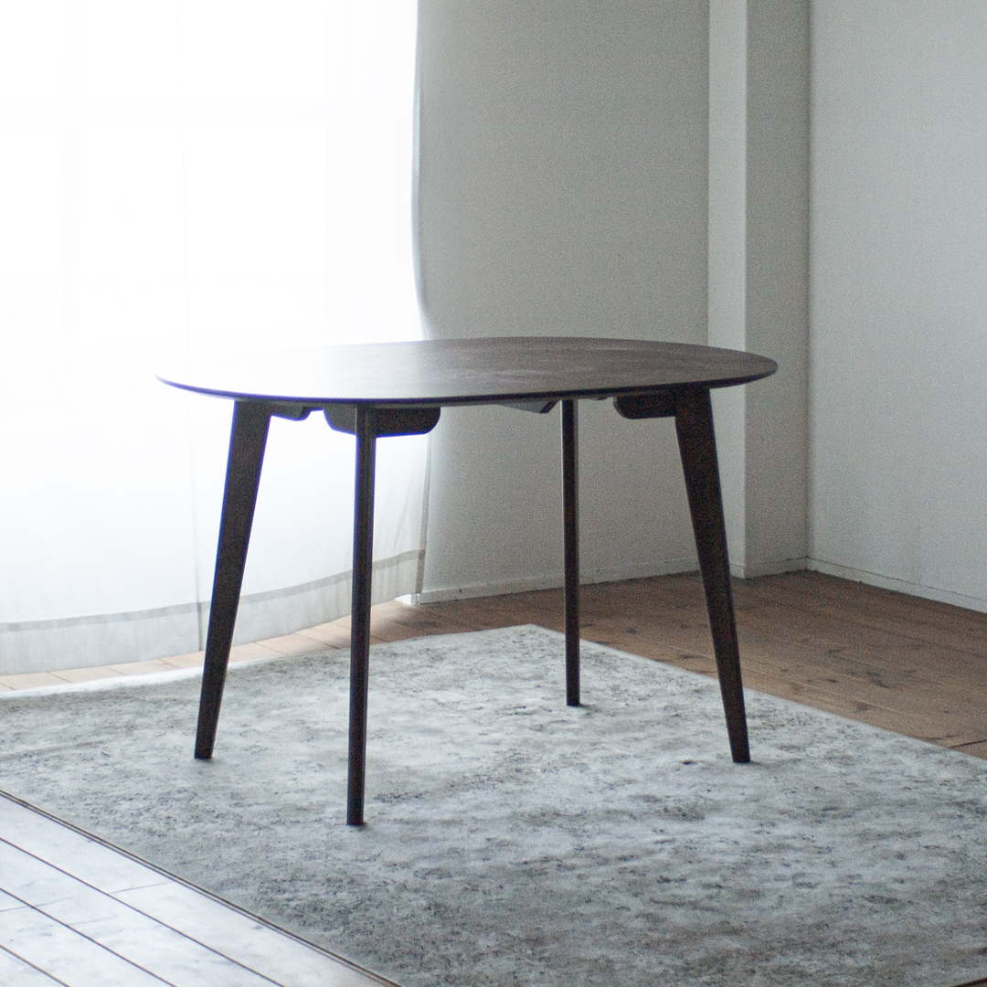 オーク材のラウンドダイニング［ 3サイズ 70cm 80cm 90cm ］セミ