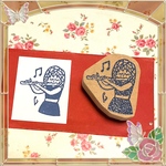 音楽はんこ【フルートを吹くRURUちゃん】4×5cm