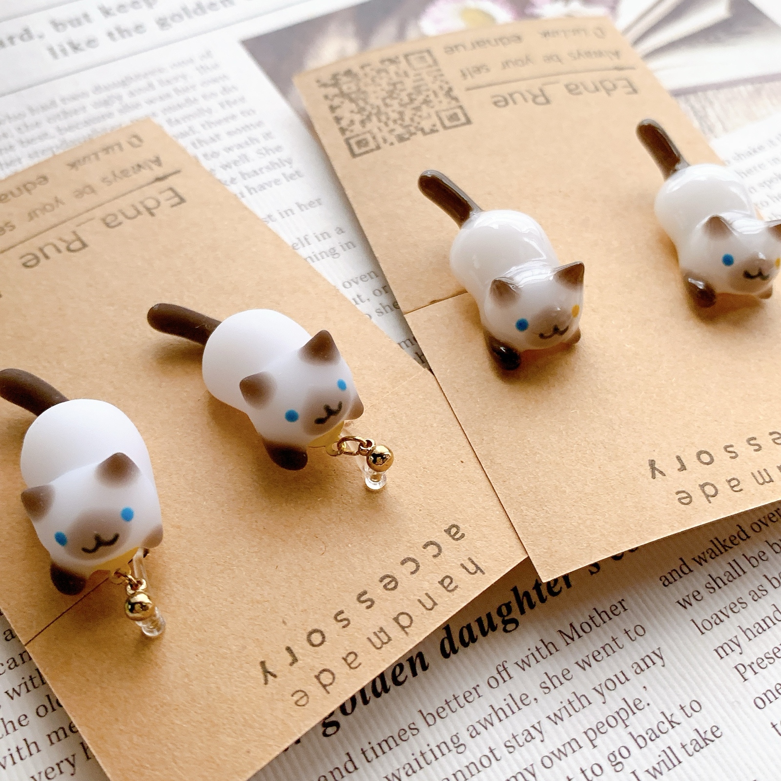 ビターなシャム猫ちゃんピアス(イヤリング・ノンホール樹脂