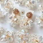 オーロラフラワータッセルビジューピアス　［大ぶり　タッセル　フラワー ビジュー　ピアス　］