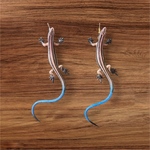 アオカナヘビのピアス