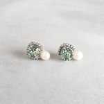 一粒淡水パールのグリーンビジューピアス、イヤリング/ビーズ刺繍アクセサリー　オケージョン　お呼ばれ