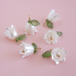 【6個】白いお花のチャーム