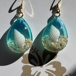 ピアス　アレルギー対応　海の雫　貝がら、星の砂入り　オーバル型　雫型　フックピアス　サージカルステンレス　プレゼント　母の日