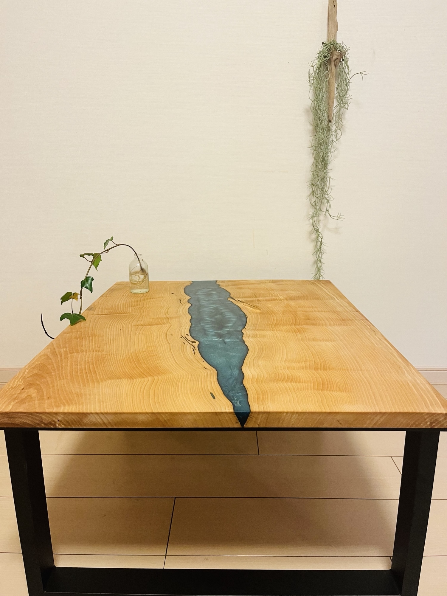 【メタデイズム】リバーテーブル　おしゃれ カフェリバーテーブル | Regi.CAMP