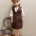 リカちゃん＊ジャンパースカートのセット　ブラウン