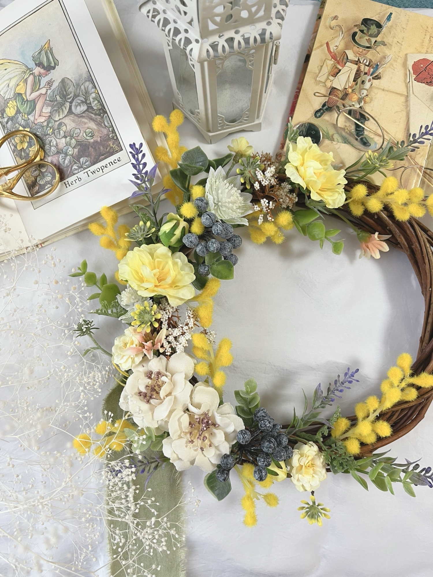 創作リース　ワイルドフラワー＆アカヅル＆キュウイツル 赤ヅルのリース