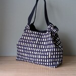 【送料込】ミナペルホネンハンドメイドシャーリングバッグ（sora check、navy）