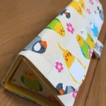 176)【送料込】折りたためるメガネケース(インコと文鳥･アイボリー)