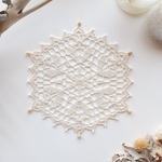 13×15cm*小花柄* ナチュラルカラー◎淡色レースとビーズの縁取り レース編み ドイリー コースター
