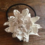 革花のヘアゴム  Lサイズ  白