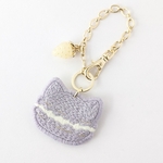 刺繍バッグチャーム✽にゃかろん　（濃ラベンダー）
