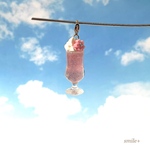 春の桜色 クリームソーダのチャーム