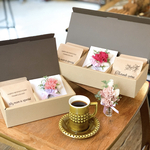 <新作>母の日限定[お花と珈琲の贈り物]カーネーションのミニ花束ボトル/メッセージドリップバック5個〜
