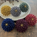 こっくり秋色 大人のためのつまみ細工 シックなカラーの髪飾り/ブローチ 【正絹 シンプル シック】和装ヘアに